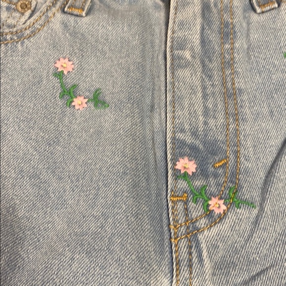🔥🔥🔥NWT LEVI’S Vintage-Style Floral Mom Jeans - Picture 4 of 5
